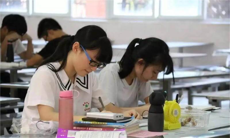 高考成绩非常不理想该怎么办.jpg
